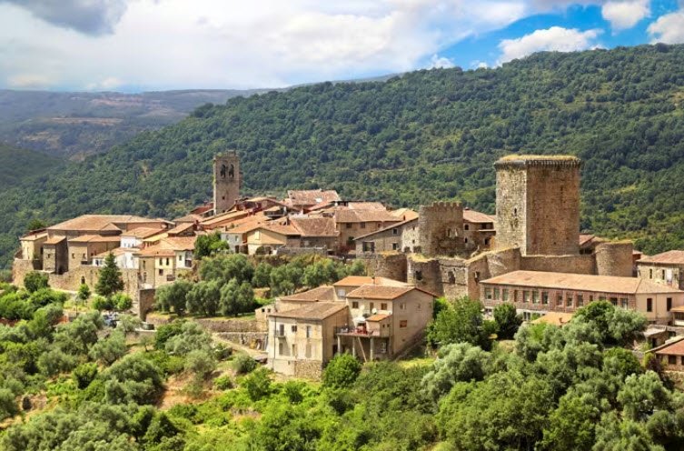 Castillo de Miranda del Castañar, Spain